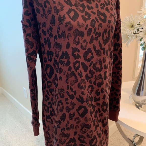 Peyton Jensen long sweatshirt in copper copper - Picture 1 of 7